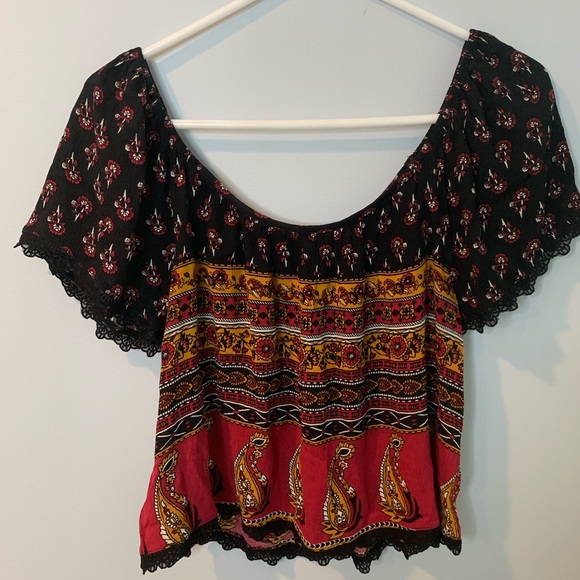 Off the shoulder shirt - Picture 1 of 2